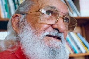 Paulo Freire completaria 100 anos no próximo dia 19 - (Foto: Reprodução/TV Câmara)