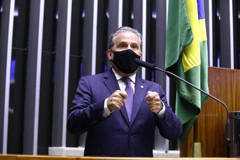 Tadeu Alencar: carga tributária atrapalha formação de novos artistas - (Foto: Cleia Viana/Câmara dos Deputados)