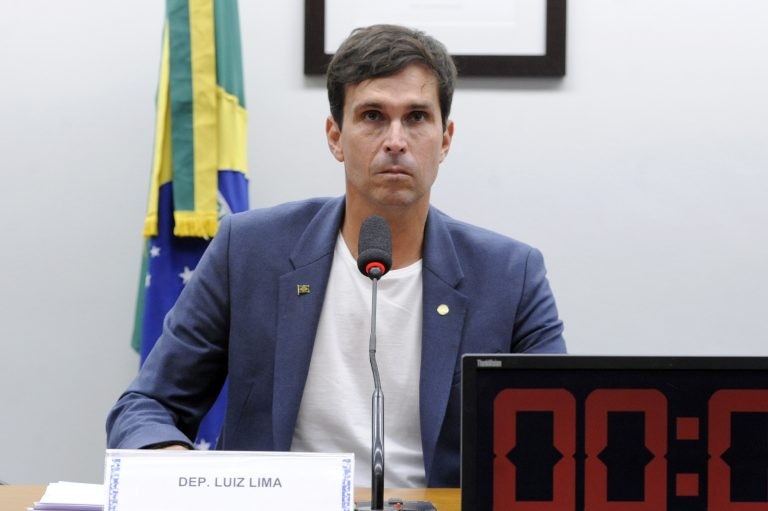 Luiz Lima: incentivo à atividade física traz inúmeras vantagens - (Foto: Gustavo Sales/Câmara dos Deputados)