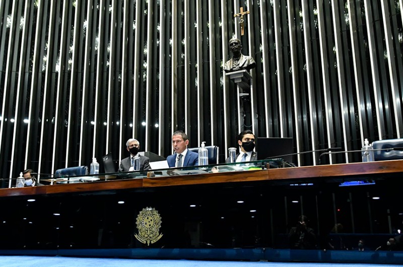 A sessão desta segunda-feira foi conduzida pelo deputado federal Marcelo Ramos - Waldemir Barreto/Agência Senado
