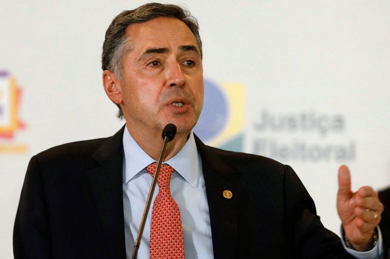 Barroso prestou homenagem às vítimas de covid - (Foto: Roberto Jayme/ASCOM/TSE - 29.11.2020)