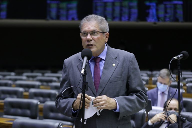 José Rocha: verbas possibilitaram a reconstrução da Estação Comandante Feraz - (Foto: Reprodução / TV Câmara )