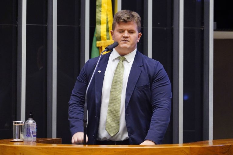 Rigoni: categoria desempenhou papel indispensável na pandemia - (Foto: Pablo Valadares/Câmara dos Deputados)