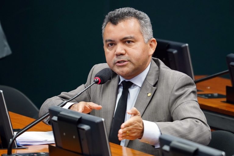Cleber Verde: medida decorre de decisões do STF - (Foto: Pablo Valadares/Câmara dos Deputados)