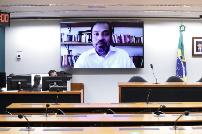 Paulino de Carvalho Neto: contribuição dos países em desenvolvimento n emissão de gases é pequena - (Foto: Reprodução/TV Câmara)