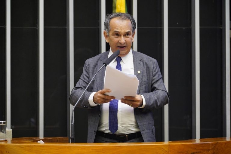 Dr. Jaziel, relator do projeto de lei - (Foto: Pablo Valadares/Câmara dos Deputados)