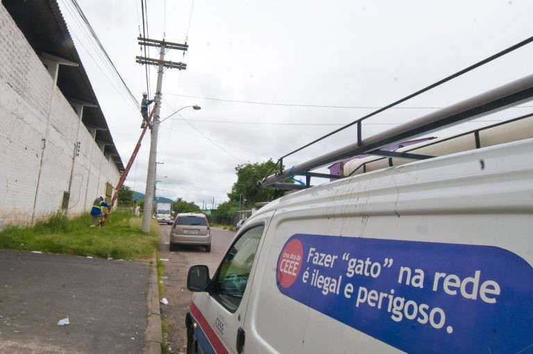 No ano passado, a Aneel contabilizou R$ 3 bilhões em furtos de energia - (Foto: Fernando C. Vieira/Grupo CCEE)