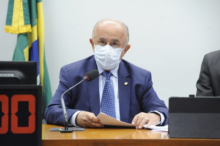 Deputado Júlio César: “A proibição desses programas conflita com o federalismo fiscal - (Foto: Gustavo Sales/Câmara dos Deputados)