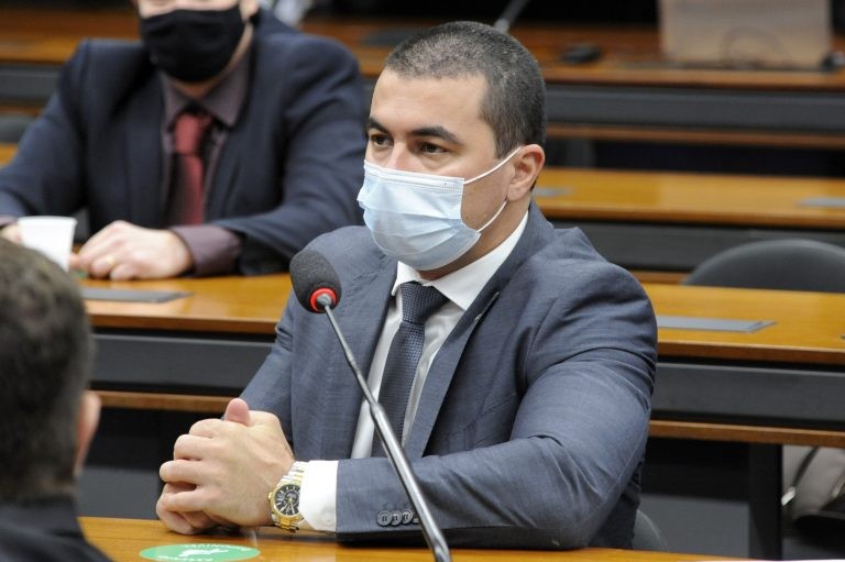 Luis Miranda: medida ajuda combate ao tráfico de drogas - (Foto: Gustavo Sales/Câmara dos Deputados)