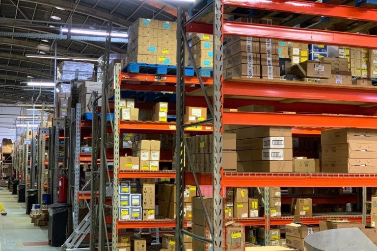 Mercadorias armazenadas para exportação e importação - (Foto: Divulgação/Agência de Notícias do Paraná)