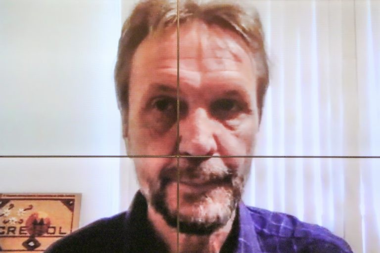 Aline Sleutjes defende direito de cada agricultor fabricar seu próprio bioinsumo - (Foto: Wesley Amaral/Câmara dos Deputados)