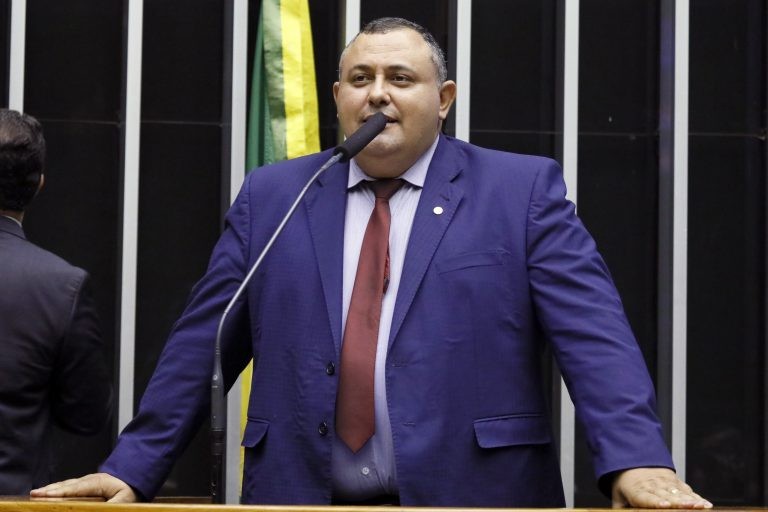 Márcio Labre: proposta estimula negociações com países democráticos - (Foto: Luis Macedo/Câmara dos Deputados)