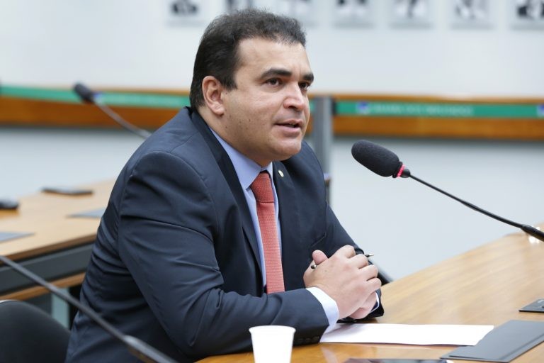 Freitas: compromisso com o Orçamento impediu estender desoneração para outros setores - (Foto: Michel Jesus/Câmara dos Deputados)