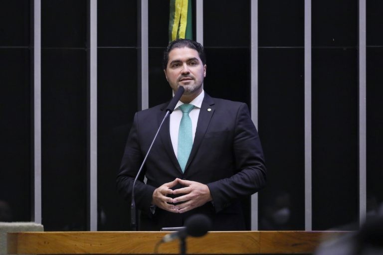 Cardoso Jr: proposta minimiza efeitos negativos da pandemia - (Foto: Najara Araújo/Câmara dos Deputados)