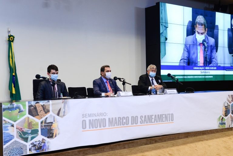 Seminário foi promovido pela Comissão de Desenvolvimento Urbano - (Foto: Billy Boss/Câmara dos Deputados)