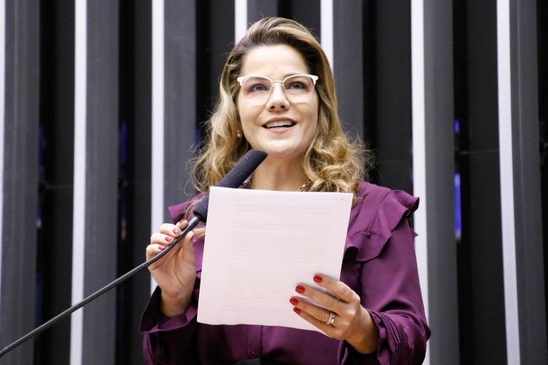 Mara Rocha: medida incentiva desenvolvimento tecnológico no campo - (Foto: Marina Ramos/Câmara dos Deputados)