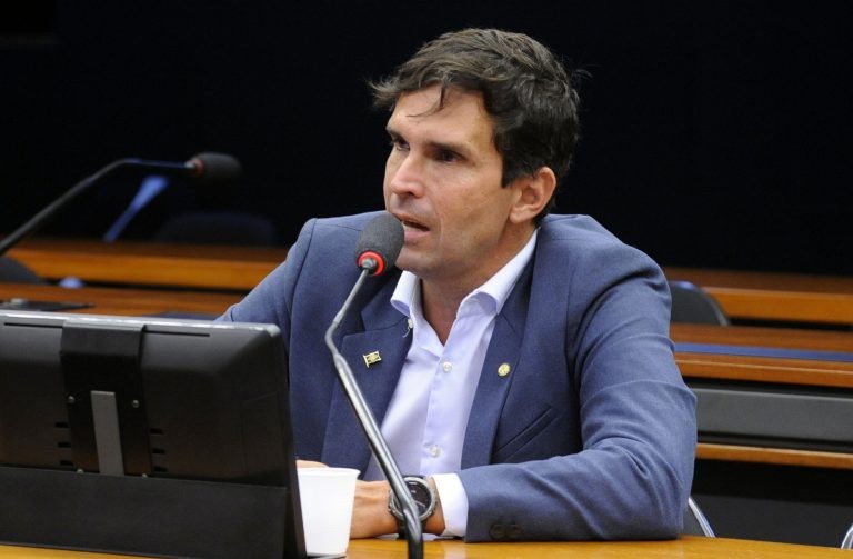 Luiz Lima é o autor do requerimento para realização do debate - (Foto: Gustavo Sales/Câmara dos Deputados)