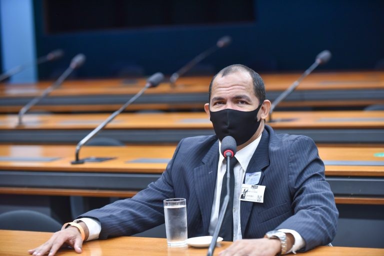 André Ferreira, da Luta Antimanicomial, apontou entraves à realização da conferência - (Foto: Zeca Ribeiro/Câmara dos Deputados)