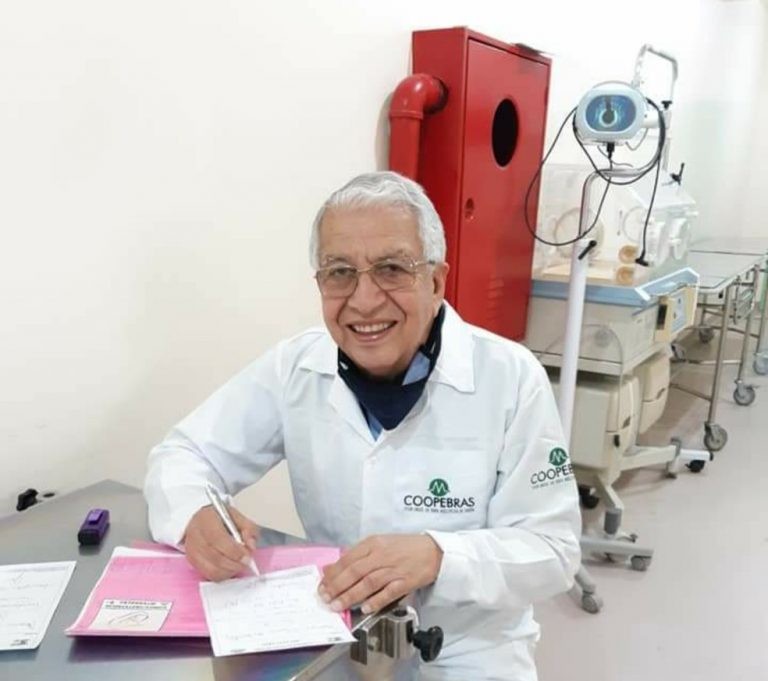 Alceste Almeida era médico obstetra - (Foto: Reprodução )