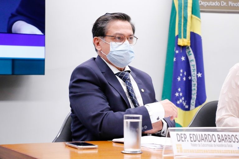 Eduardo Barbosa: política social ainda é embrionária - (Foto: Marina Ramos/Câmara dos Deputados)