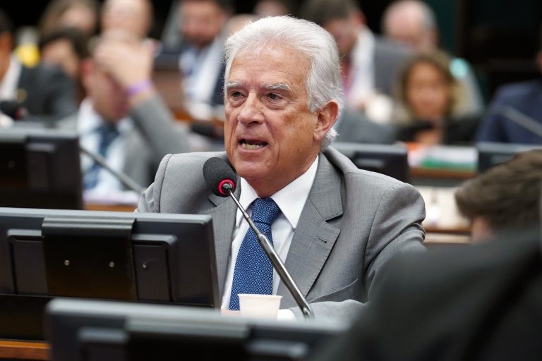 Rubens Bueno votou pela constitucionalidade da proposta - (Foto: Pablo Valadares/Câmara dos Deputados)