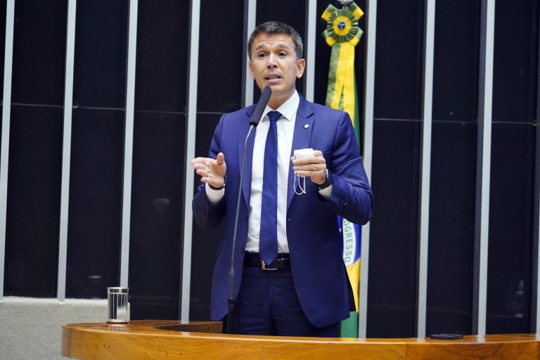 Carreras: é necessário criar meios de prover financeiramente a atuação dessas organizações - (Foto: Pablo Valadares/Câmara dos Deputados)