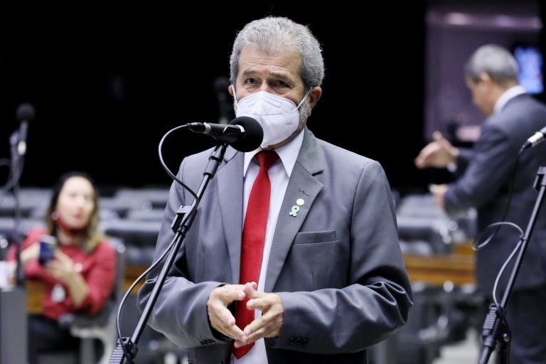 Patriota: obras geralmente são paralisadas por falhas de programações financeiras - (Foto: Cleia Viana/Câmara dos Deputados)