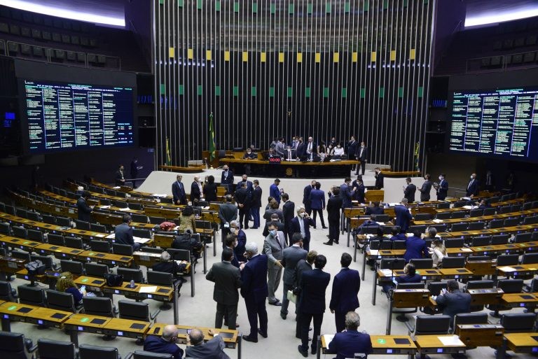 Deputados em sessão do Plenário - (Foto: Zeca Ribeiro/Câmara dos Deputados)