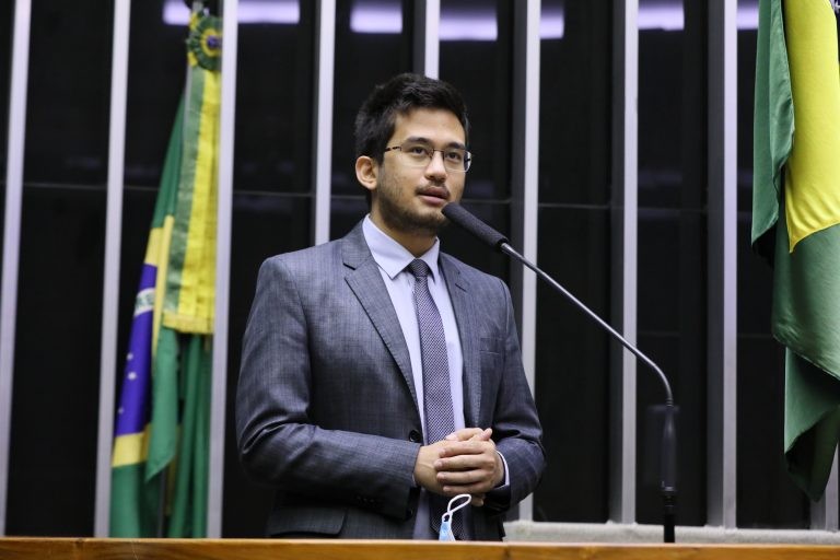 Kim Kataguiri recomendou a aprovação da proposta, com alterações - (Foto: Cleia Viana/Câmara dos Deputados)