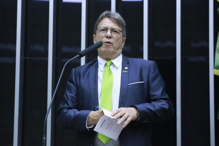 Bibo Nunes: dificuldade na higienização de peças pode afetar a saúde - (Foto: Paulo Sergio/Câmara dos Deputados)
