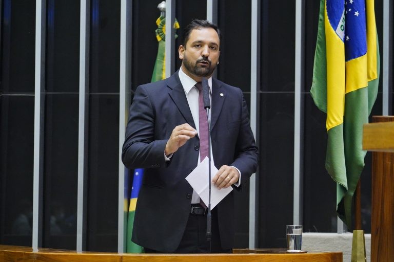 Deputado Diego Andrade, autor da proposta - (Foto: Pablo Valadares/Câmara dos Deputados)