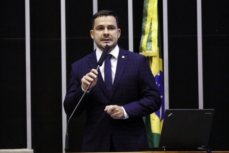 Alberto Neto: projeto oferece solução eficaz e de baixo custo para reduzir fraudes - (Foto: Cleia Viana/Câmara dos Deputados)