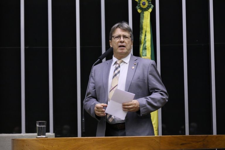 Nunes: disparidade é tão evidente que foi criada uma 'super prioridade' para maiores de 80 anos - (Foto: Cleia Viana/Câmara dos Deputados)