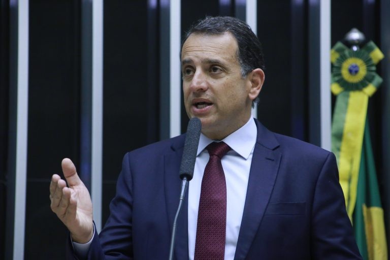 Bertaiolli: em 2022 também é preciso avançar na aprovação da reforma tributária - (Foto: Paulo Sergio/Câmara dos Deputados)