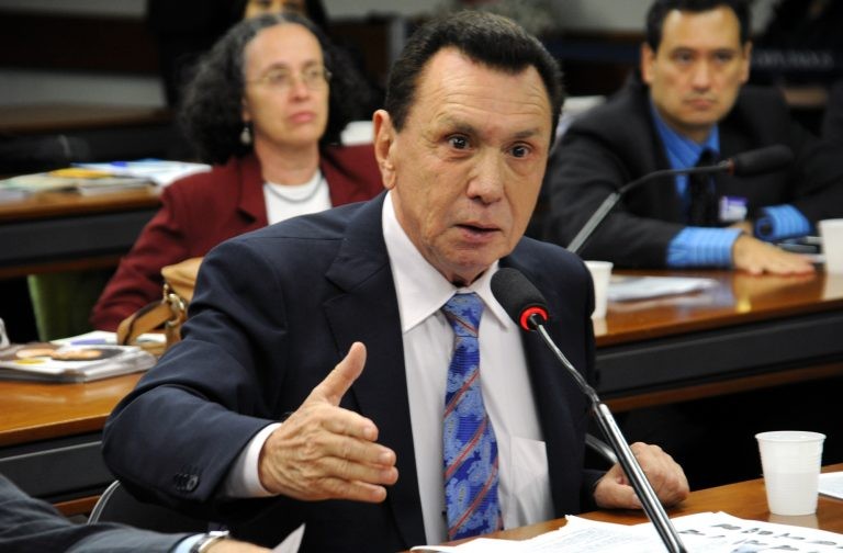 Carlos Bezerra: o Cineb é uma afronta ao direito de igualdade de condições para o acesso à escola - (Foto: Divulgação)