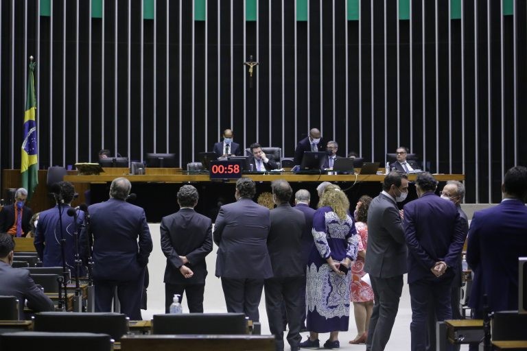 Deputados analisam projetos em Plenário - (Foto: Paulo Sergio/Câmara dos Deputados)