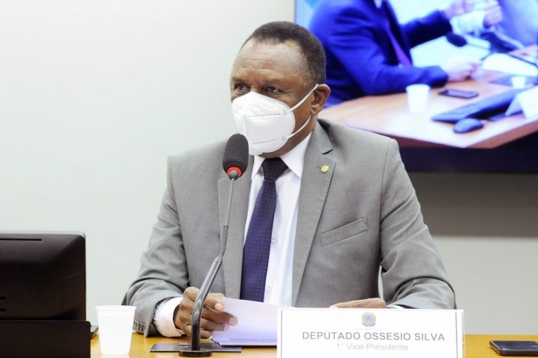 Ossesio Silva: estima-se que, por ano, cerca de 3.500 crianças nasçam com a doença - (Foto: Gustavo Sales/Câmara dos Deputados)