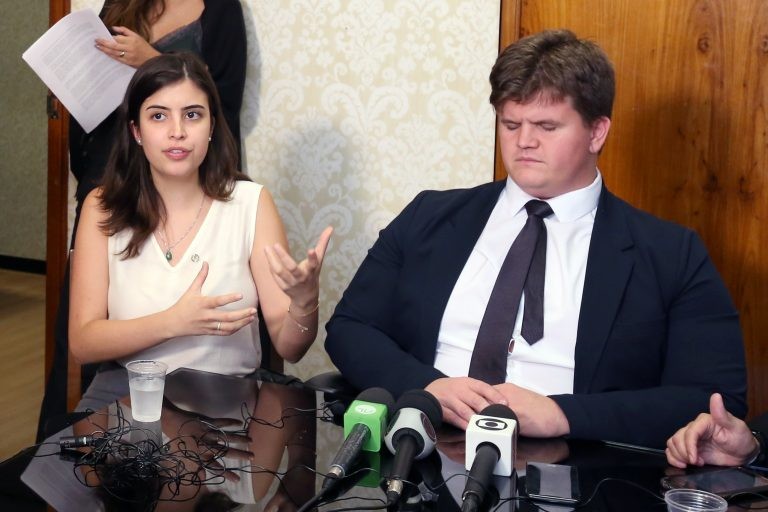 Os autores do projeto, Tabata Amaral e Felipe Rigoni - (Foto: Jailson Sam/Câmara dos Deputados)