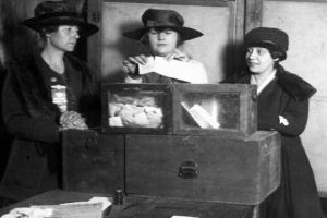 Voto feminino foi conquistado há 90 anos, mas avanços foram lentos desde então - (Foto: Paulo Sergio/Câmara dos Deputados)