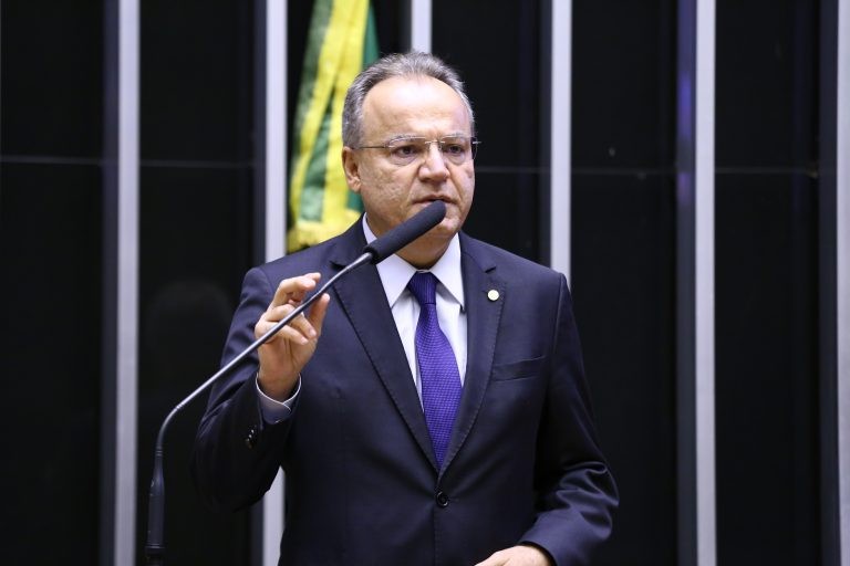 O grupo é coordenado pelo deputado Samuel Moreira - (Foto: Najara Araújo/Câmara dos Deputados)