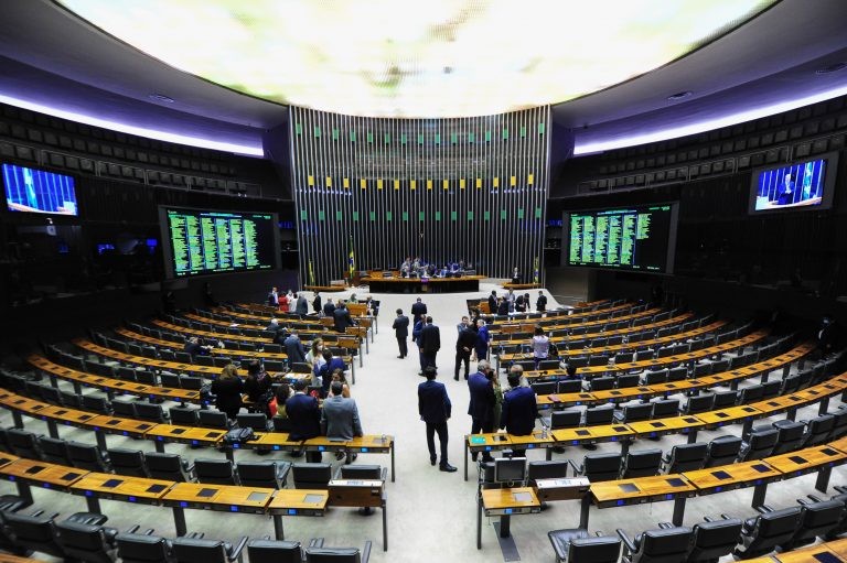 Deputados participam de sessão de votações na Câmara - (Foto: Paulo Sergio/Câmara dos Deputados)
