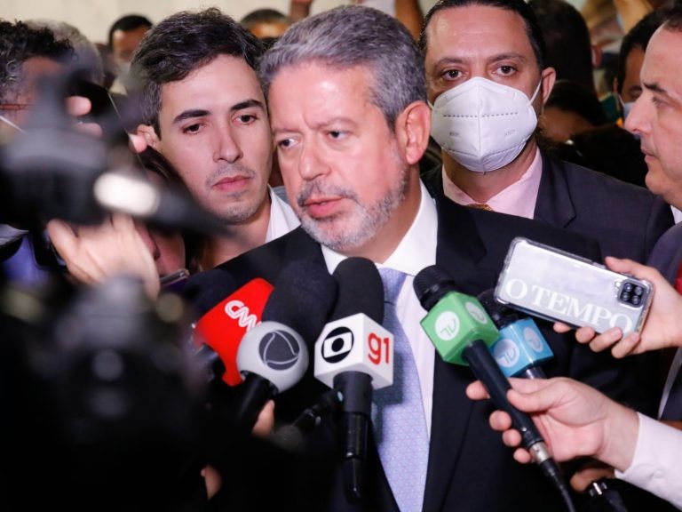 ICMS pesa muito sobre o preço da gasolina, e os governadores estão insensíveis - (Foto: Acervo Câmara dos Deputados)