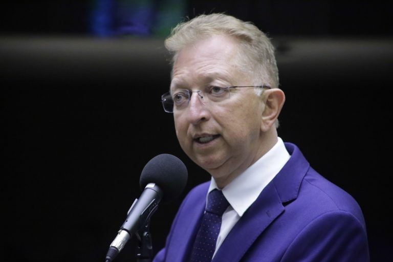 Campos quer levar o novo texto para o Plenário ainda neste semestre - (Foto: Paulo Sergio/Câmara dos Deputados)