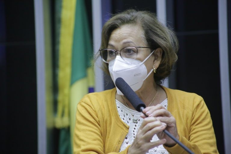 Lídice da Mata: a autonomia médica é um princípio ético da Medicina - (Foto: Paulo Sérgio/Câmara dos Deputados)