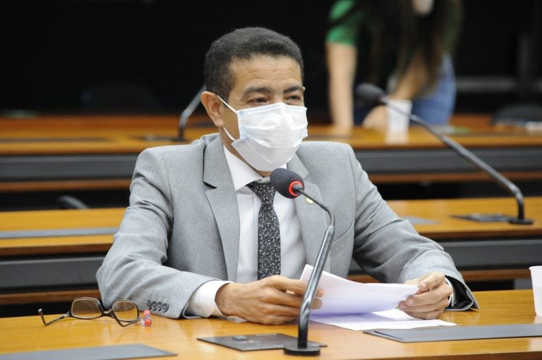 Pastor Gil: data já é celebrada em outros países - (Foto: Gustavo Sales/Câmara dos Deputados)