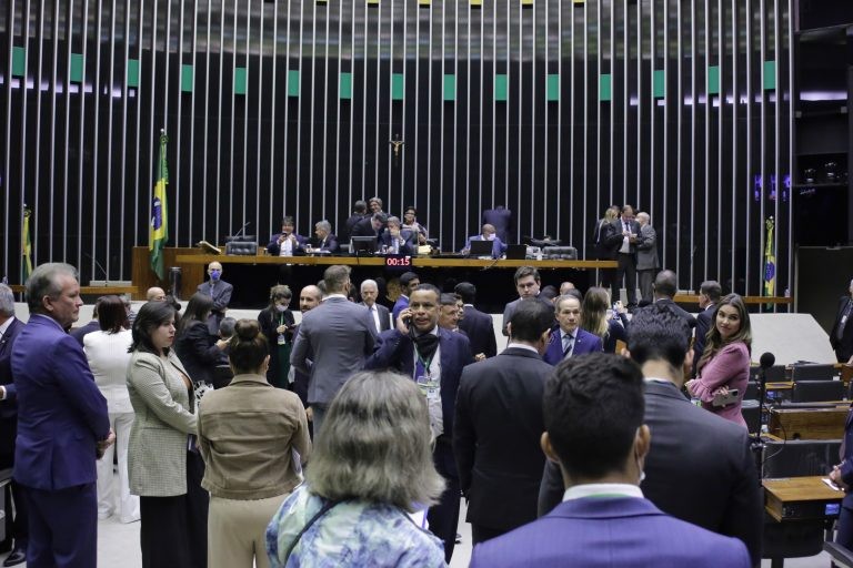 Deputados na sessão do Plenário desta quarta-feira - (Foto: Paulo Sérgio/Câmara dos Deputados)