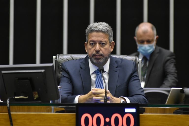 Lira colocará em votação na terça-feira a desoneração da tarifa de energia - (Foto: Zeca Ribeiro/Câmara dos Deputados)