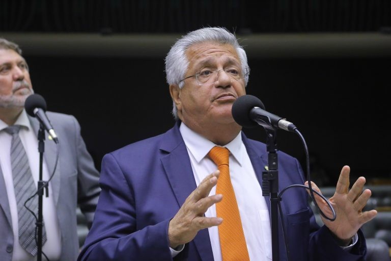 Bacelar: proposta tem apoio de ambientalistas e do setor produtivo - (Foto: Paulo Sérgio/Câmara dos Deputados)