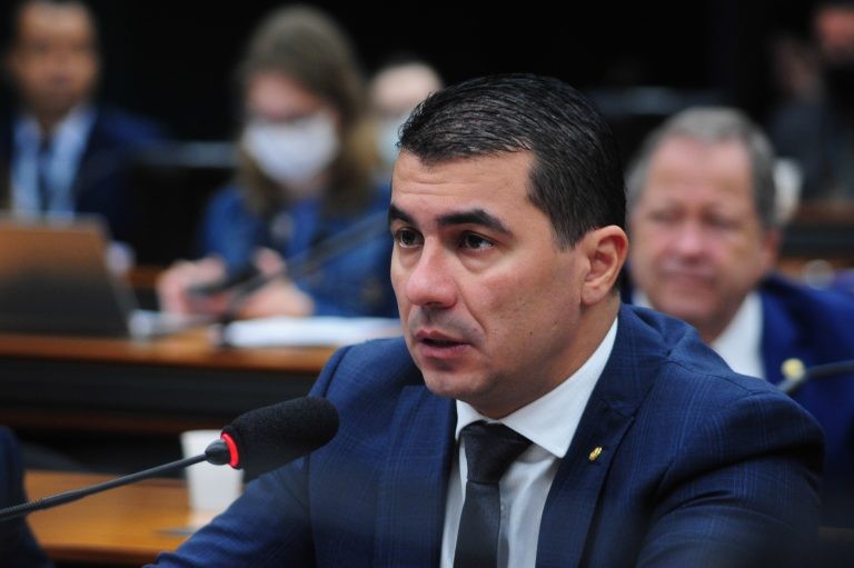 Luis Miranda defendeu o lucro limitado no mercado de petróleo - (Foto: Billy Boss/Câmara dos Deputados)