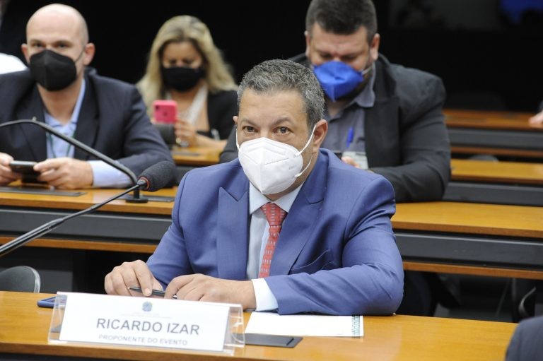 Deputado Ricardo Izar: proposta quer preencher lacuna jurídica - (Foto: Gustavo Sales/Câmara dos Deputados)